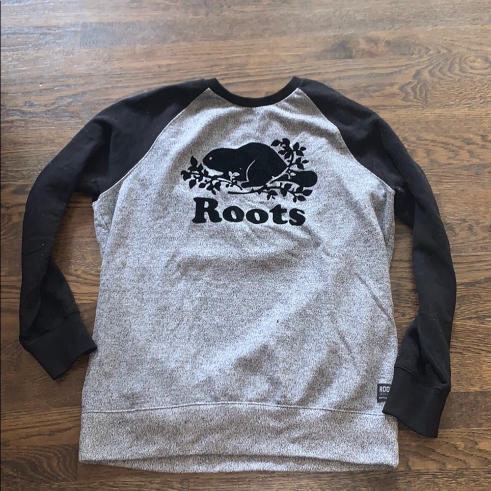 Roots crew neck sweatshirt